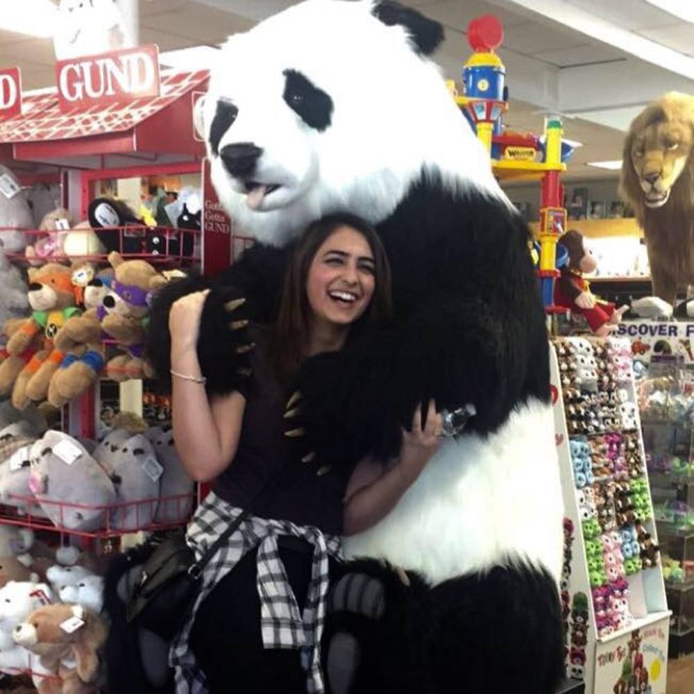 Meet your Posher, Ambika
